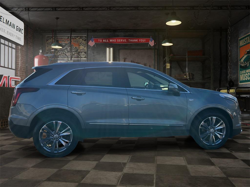 used 2024 Cadillac XT5 car, priced at $32,605