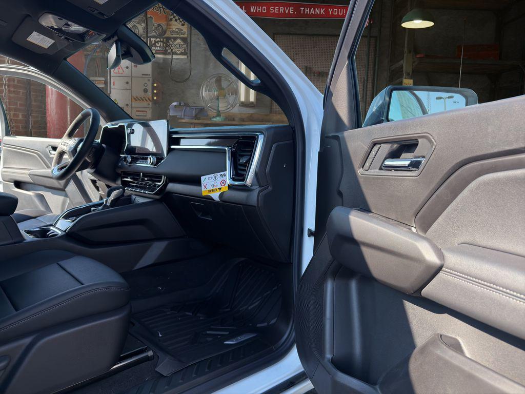 new 2026 GMC Canyon car, priced at $47,351