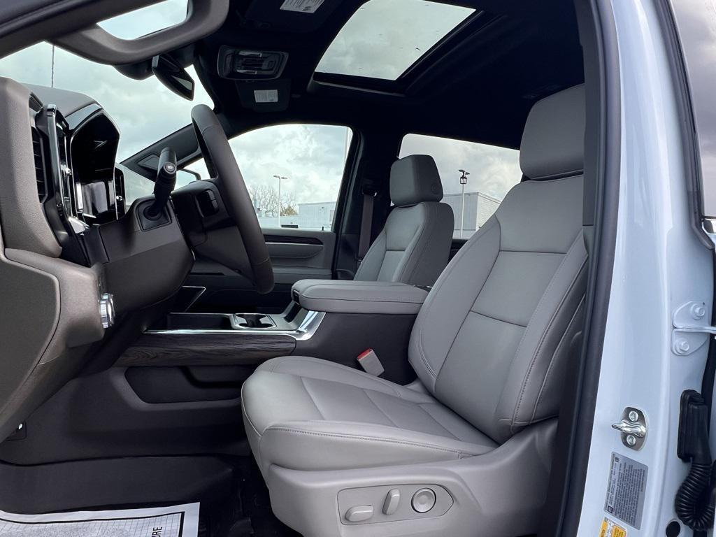 new 2026 GMC Sierra 2500 car, priced at $83,120