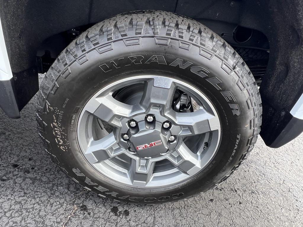 new 2026 GMC Sierra 2500 car, priced at $83,120