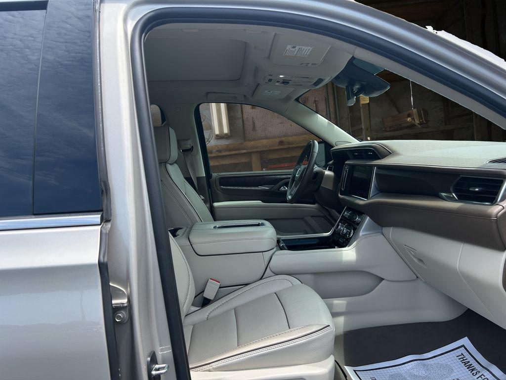 used 2023 GMC Yukon car, priced at $63,969