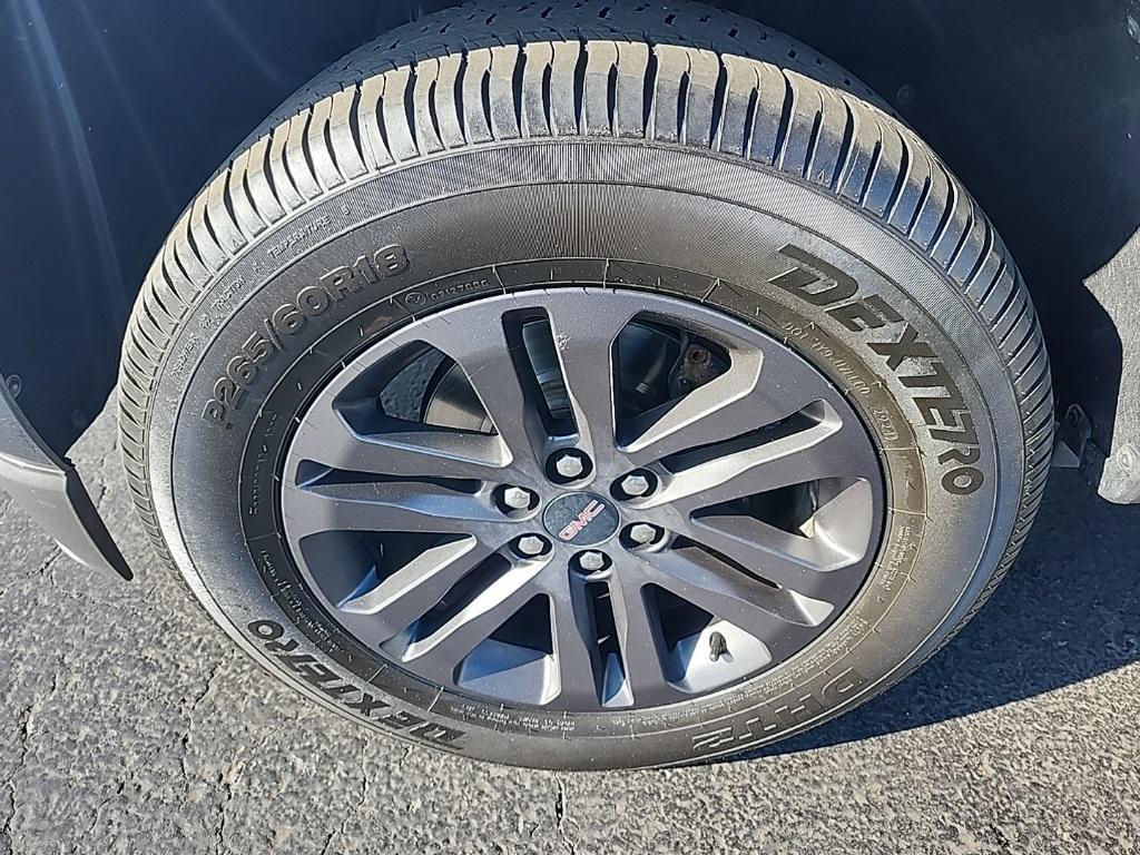 used 2020 GMC Canyon car, priced at $17,607