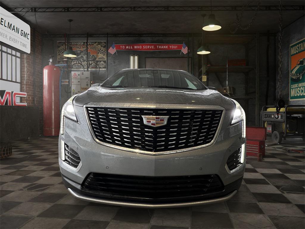 used 2025 Cadillac XT5 car, priced at $38,348