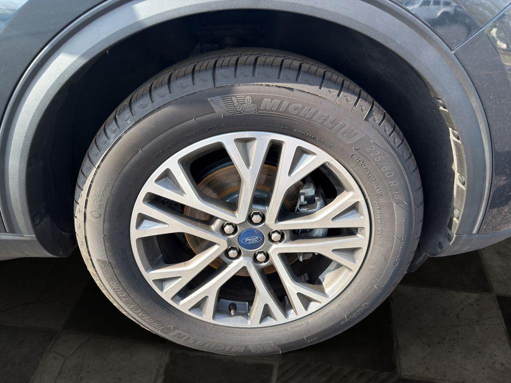 used 2022 Ford Escape car, priced at $24,712