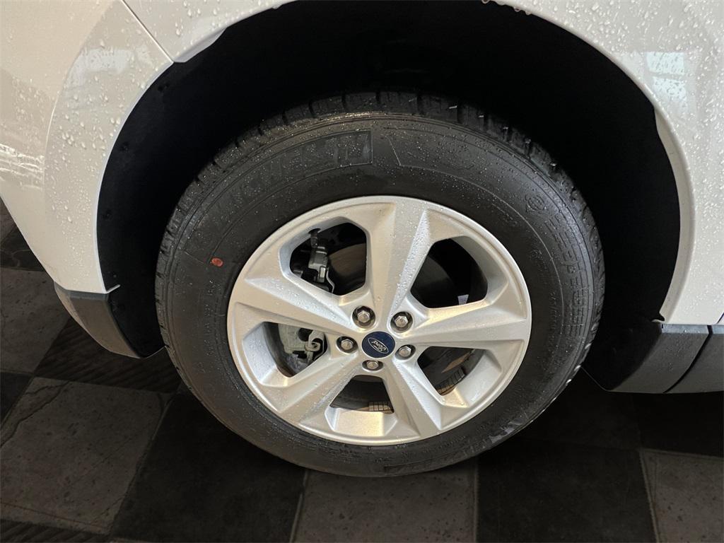 used 2019 Ford Edge car, priced at $18,074