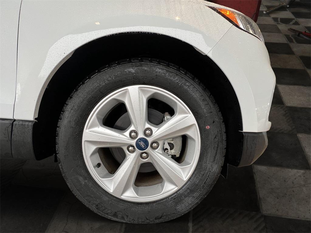 used 2019 Ford Edge car, priced at $18,074