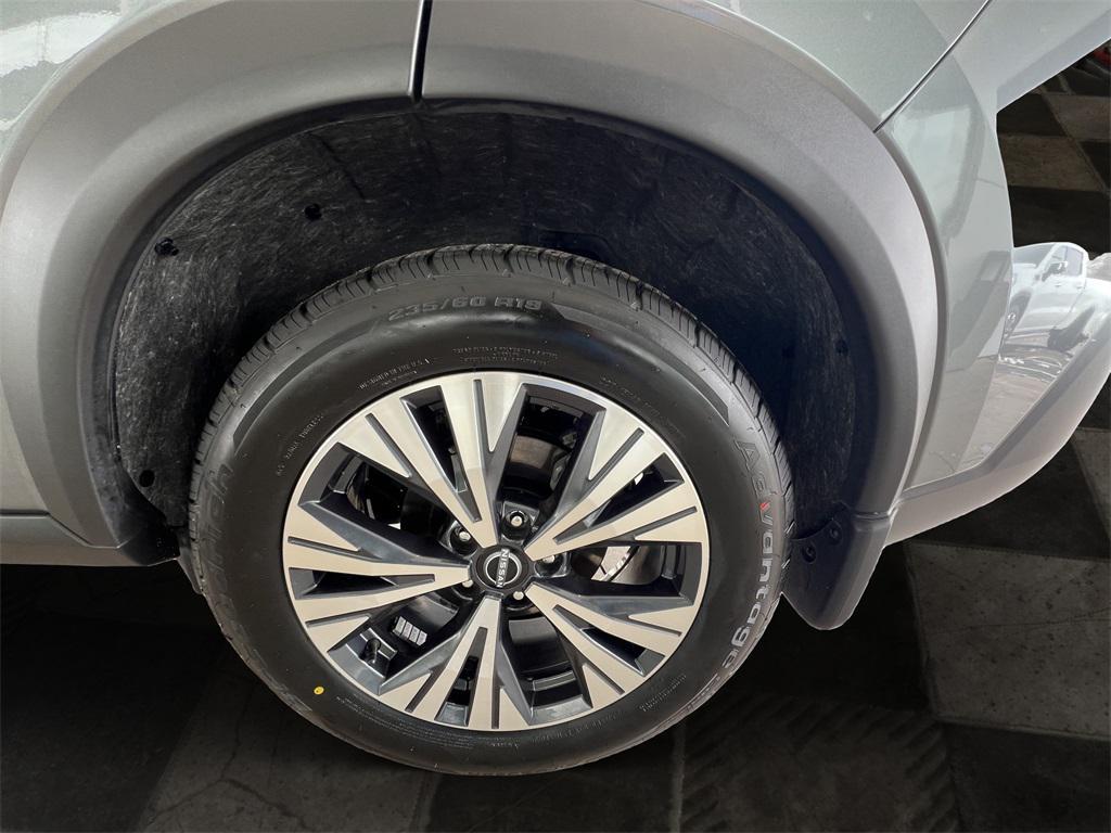 used 2023 Nissan Rogue car, priced at $21,423