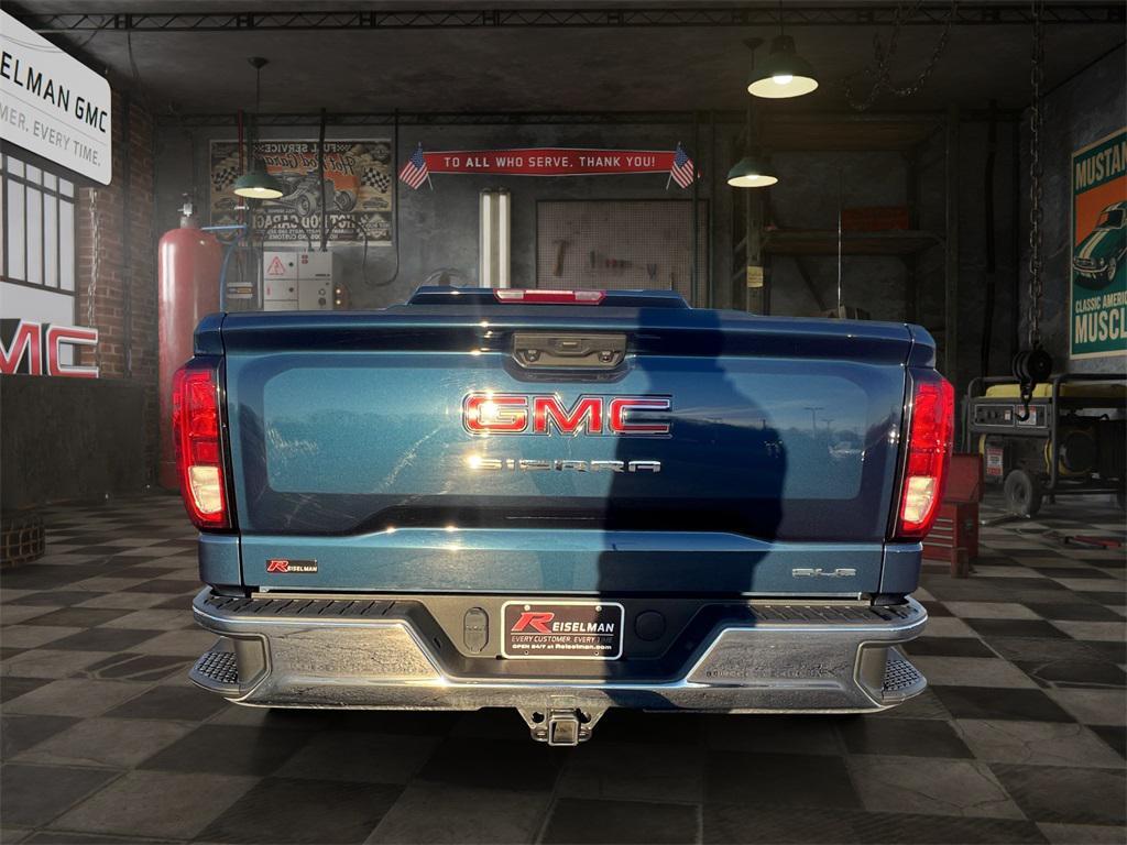used 2023 GMC Sierra 1500 car, priced at $33,139