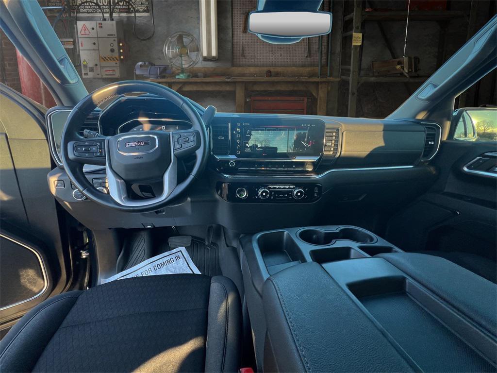used 2023 GMC Sierra 1500 car, priced at $33,139