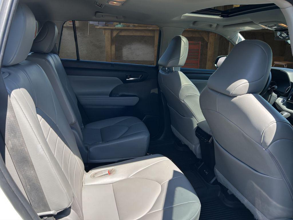 used 2022 Toyota Highlander car, priced at $37,161