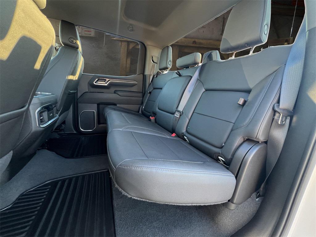 used 2022 Chevrolet Silverado 1500 car, priced at $41,806