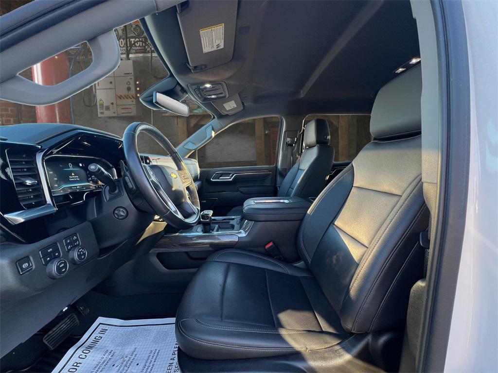 used 2022 Chevrolet Silverado 1500 car, priced at $41,806