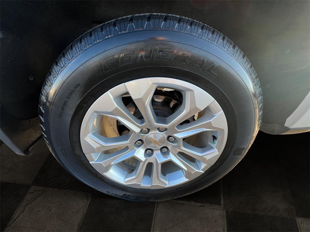 used 2022 Chevrolet Silverado 1500 car, priced at $41,806