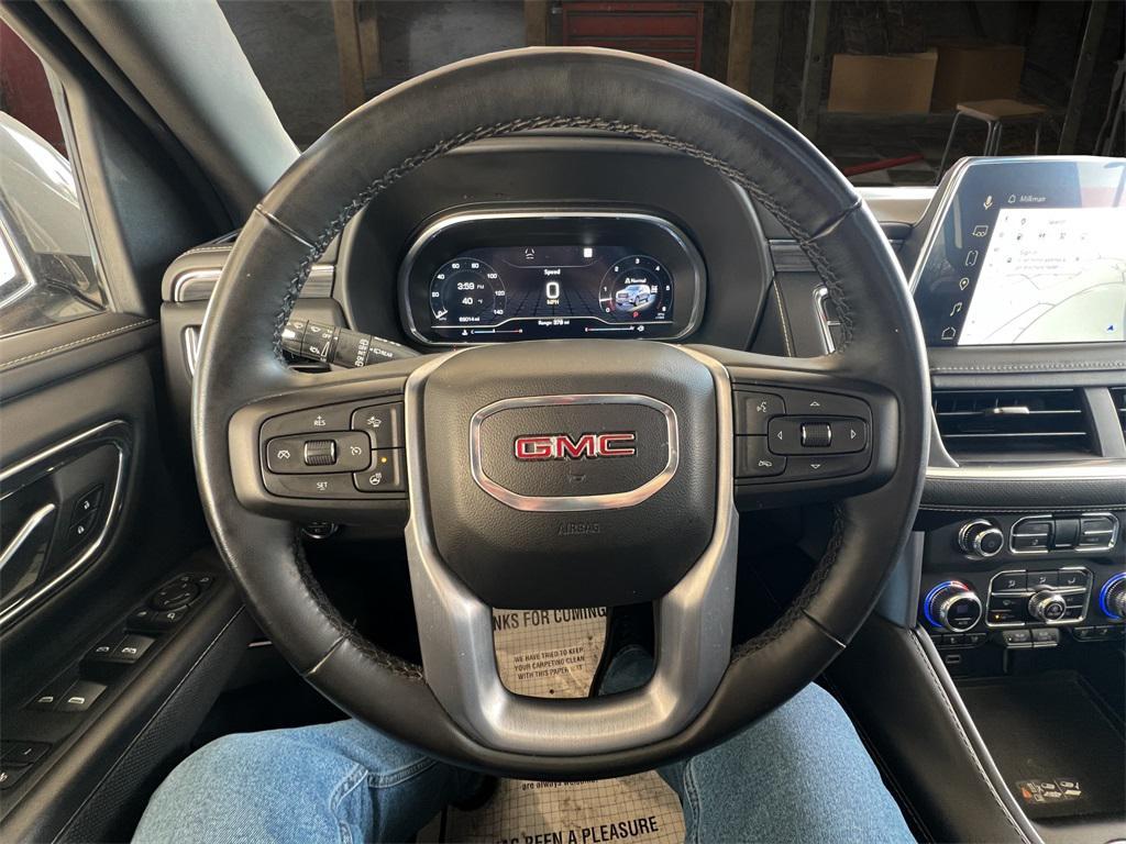 used 2023 GMC Yukon car, priced at $48,669