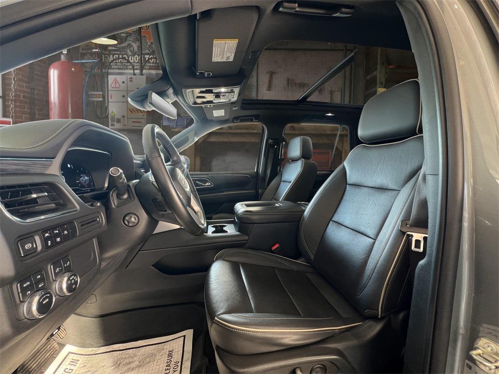 used 2023 GMC Yukon car, priced at $48,669