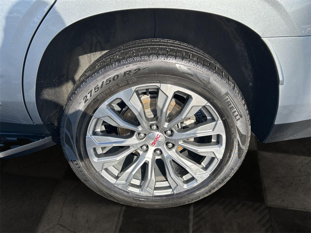 used 2023 GMC Yukon car, priced at $48,669