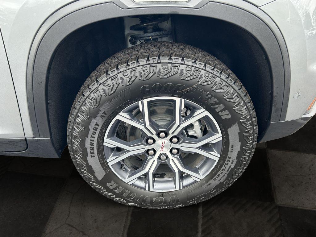new 2026 GMC Acadia car, priced at $58,207