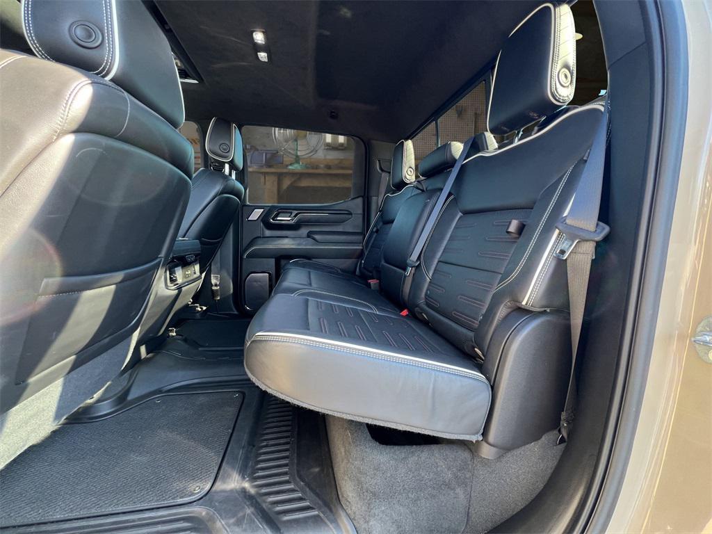 used 2022 GMC Sierra 1500 car, priced at $48,025