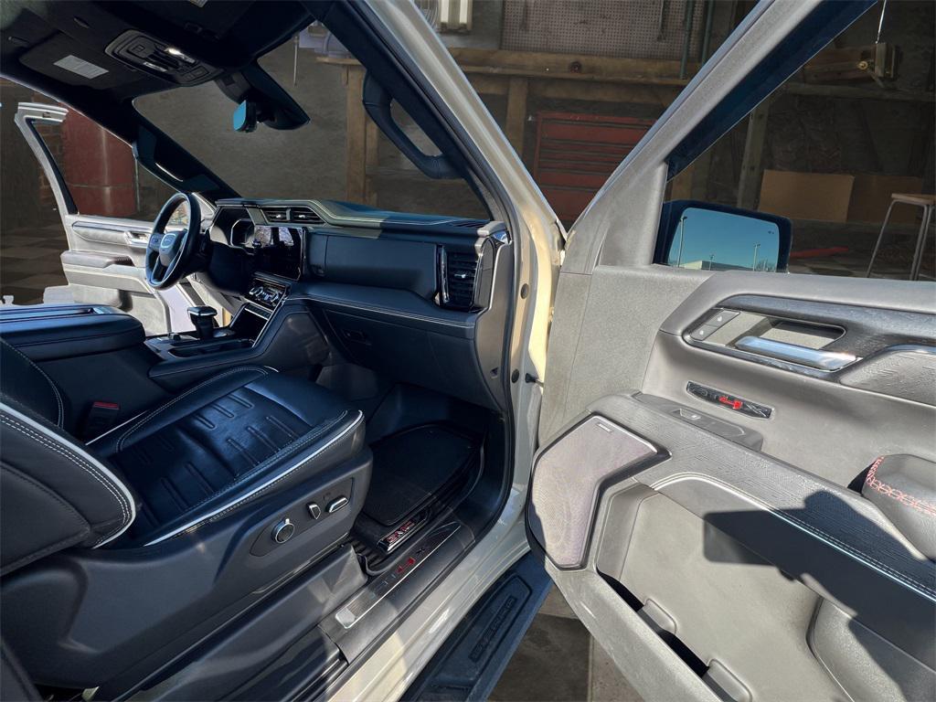 used 2022 GMC Sierra 1500 car, priced at $48,025