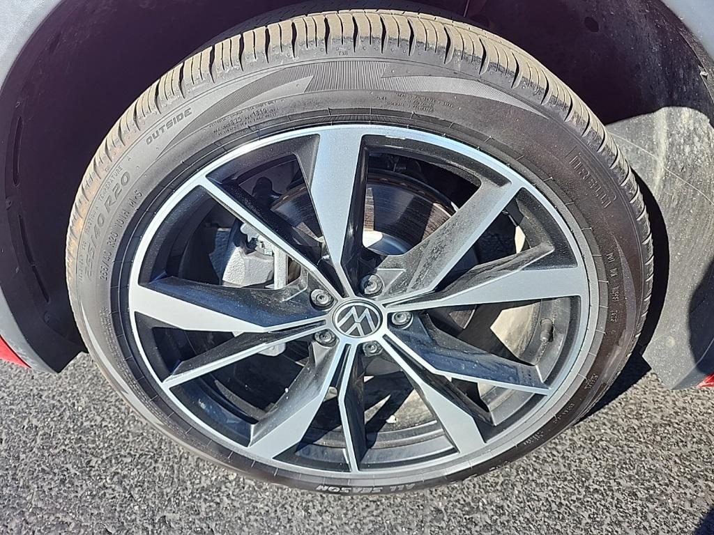 used 2024 Volkswagen Tiguan car, priced at $27,179