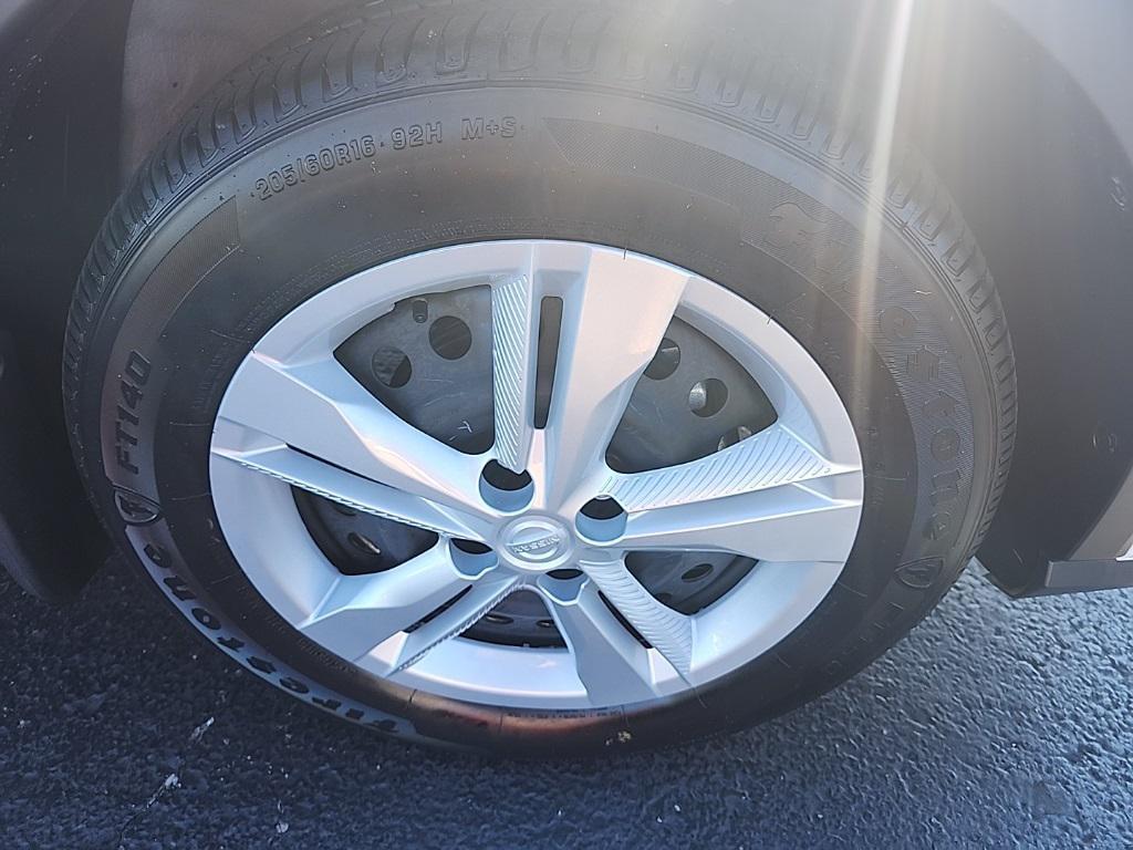 used 2025 Nissan Kicks car, priced at $20,034