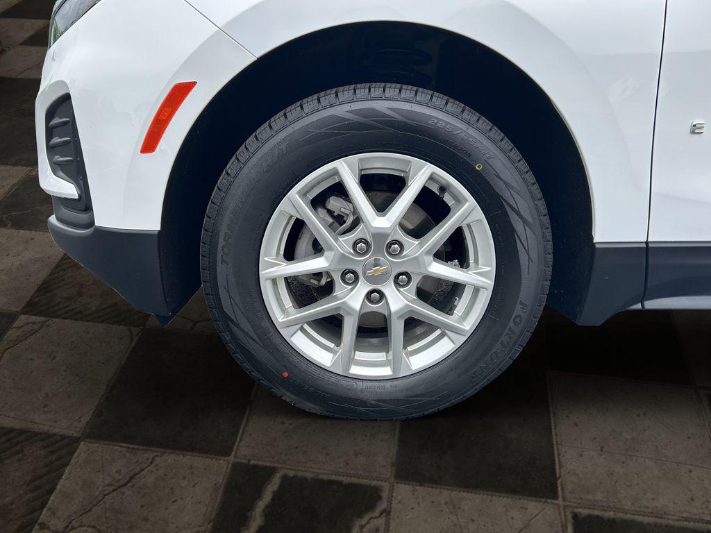 used 2024 Chevrolet Equinox car, priced at $20,367
