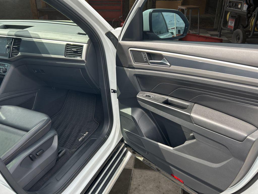 used 2020 Volkswagen Atlas Cross Sport car, priced at $19,331