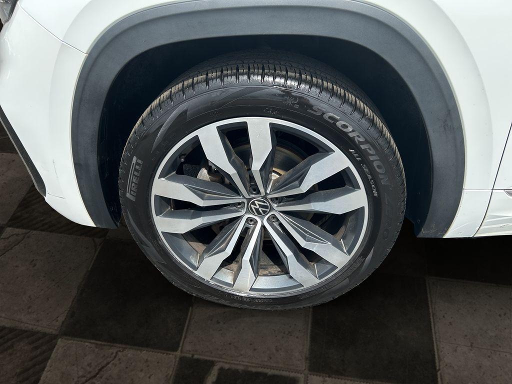 used 2020 Volkswagen Atlas Cross Sport car, priced at $19,331