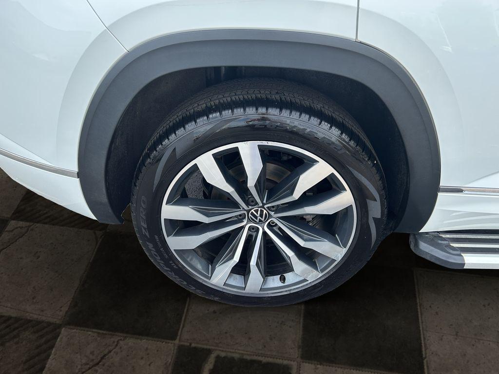 used 2020 Volkswagen Atlas Cross Sport car, priced at $19,331