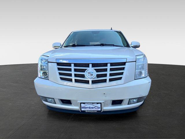 used 2011 Cadillac Escalade ESV car, priced at $11,500