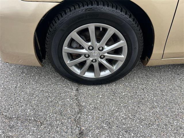 used 2011 Toyota Camry Hybrid car, priced at $7,981