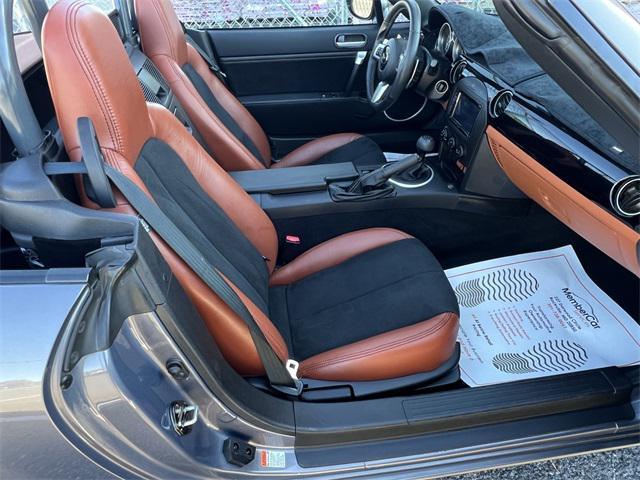 used 2007 Mazda MX-5 Miata car, priced at $11,500