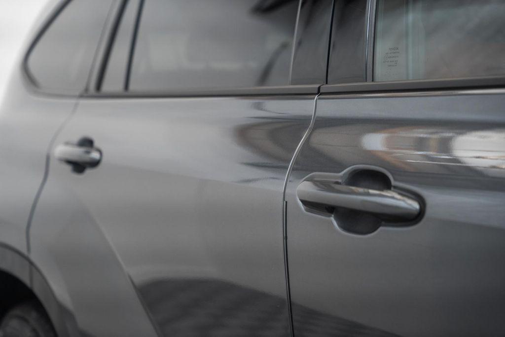 used 2023 Toyota Highlander car, priced at $40,500
