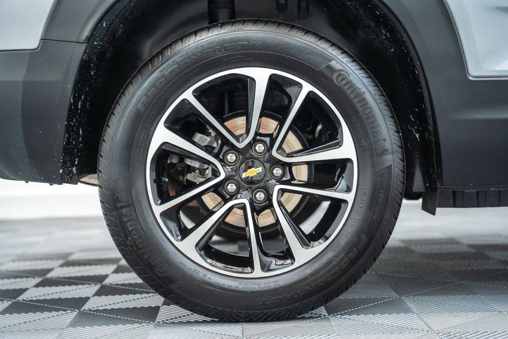 used 2025 Chevrolet TrailBlazer car, priced at $24,066
