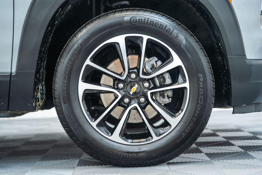 used 2025 Chevrolet TrailBlazer car, priced at $24,066