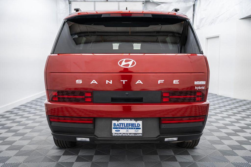 used 2024 Hyundai Santa Fe car, priced at $28,984