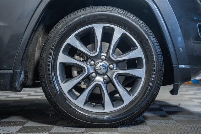 used 2018 Jeep Grand Cherokee car, priced at $13,500