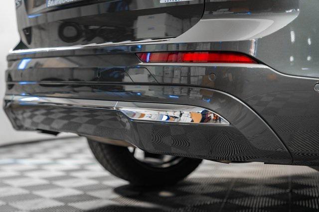 used 2022 Volvo XC60 car, priced at $24,970