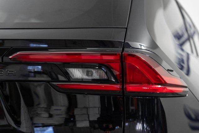 used 2025 Toyota Grand Highlander car, priced at $44,991