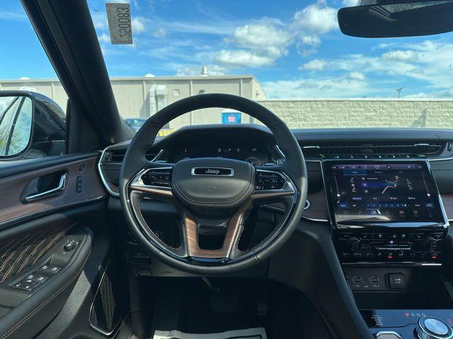 new 2025 Jeep Grand Cherokee car, priced at $54,836