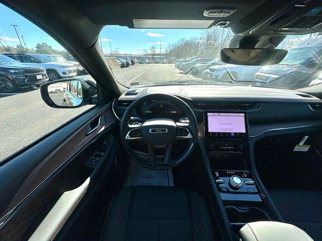 new 2025 Jeep Grand Cherokee L car, priced at $61,855