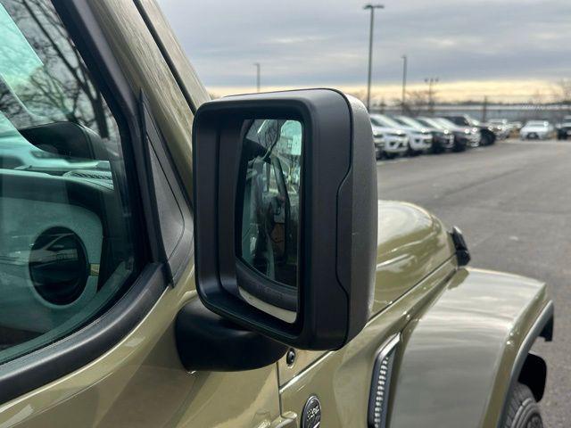 new 2026 Jeep Gladiator car, priced at $48,193