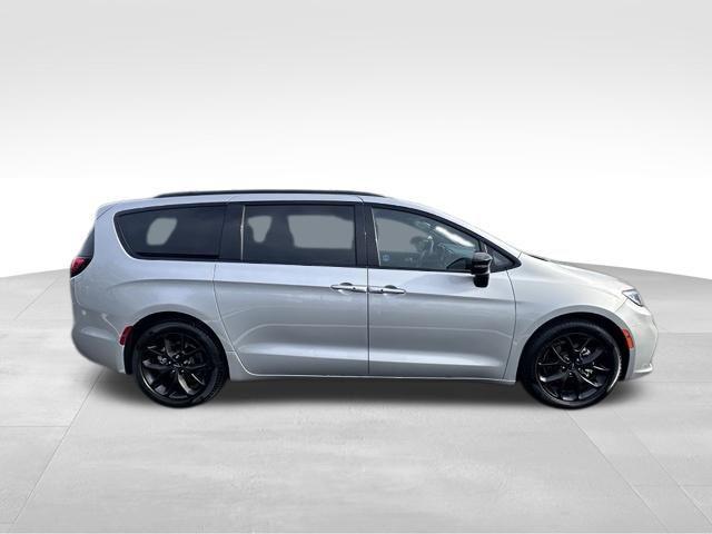 used 2024 Chrysler Pacifica car, priced at $38,899