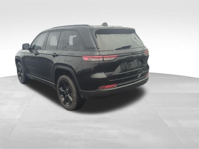 used 2023 Jeep Grand Cherokee car, priced at $33,190