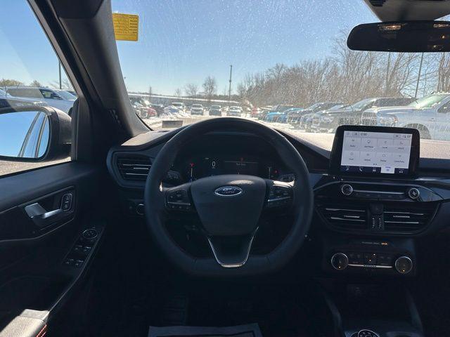 used 2025 Ford Escape car, priced at $26,790