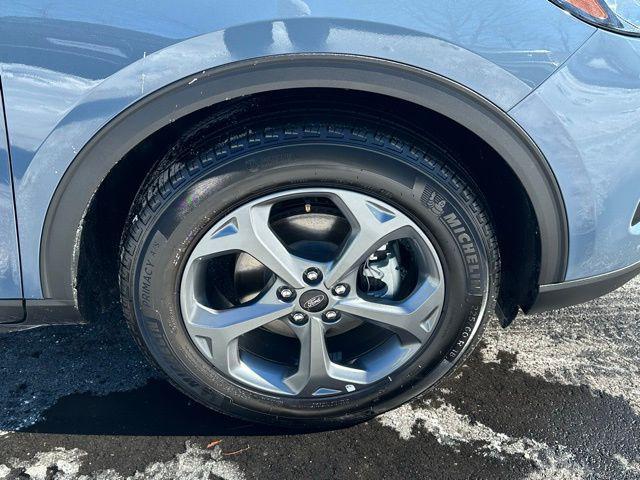 used 2025 Ford Escape car, priced at $26,790