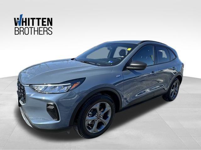 used 2025 Ford Escape car, priced at $26,790