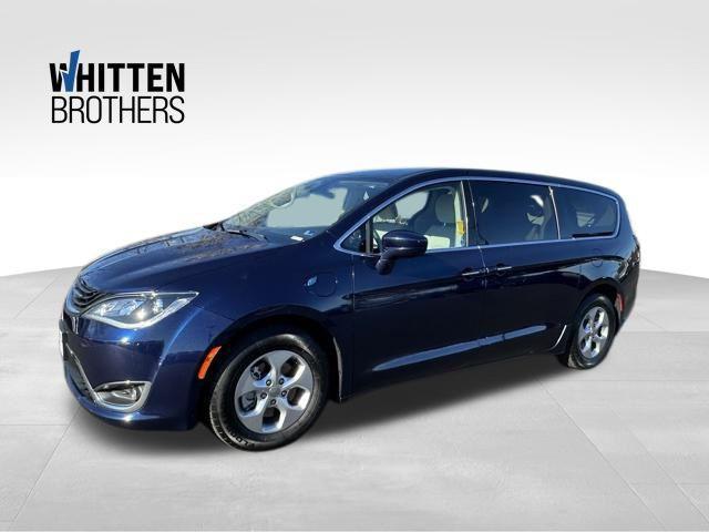 used 2017 Chrysler Pacifica Hybrid car, priced at $17,992
