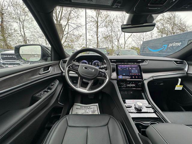 new 2025 Jeep Grand Cherokee L car, priced at $55,011