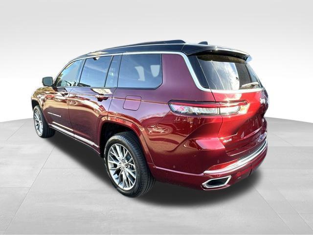 new 2025 Jeep Grand Cherokee L car, priced at $60,082